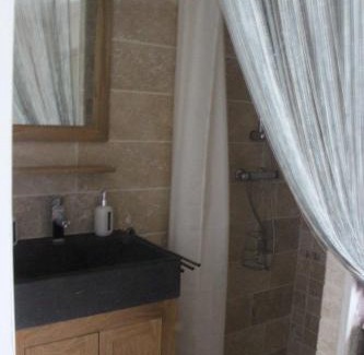 Bais Cama Y Desayuno | Chambres Aux Bonnes Herbes