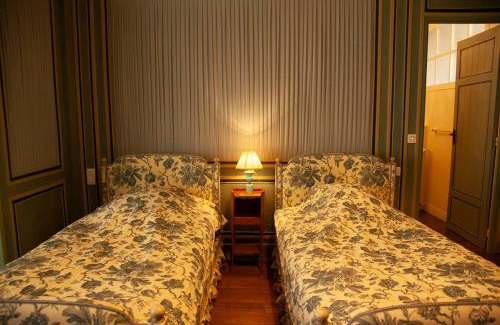 Les Chapelles-Bourbon Cama Y Desayuno | Chambres d'Hôtes Manoir de Beaumarchais
