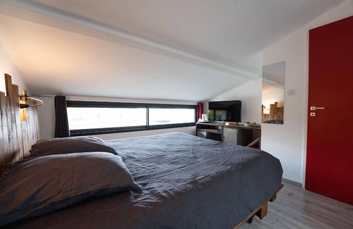 Vernosc-les-Annonay Casa | Chambres d’hôtes, Gîte, Suite : “Au Hangar ”