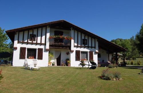Saint-Jean-le-Vieux Cama Y Desayuno | Chambres d'hôtes Esponde Marie-Jeanne