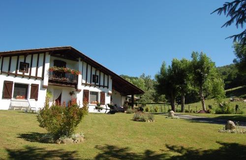 Saint-Jean-le-Vieux Cama Y Desayuno | Chambres d'hôtes Esponde Marie-Jeanne