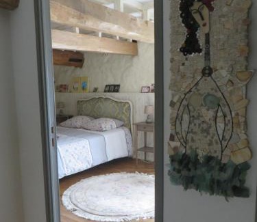 Meillac Cama Y Desayuno | Chambres d'hôtes Chez Yves et LiLi