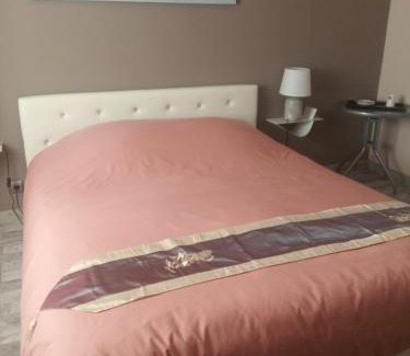 Vorey Cama Y Desayuno | chambres d'hôtes les orchidées