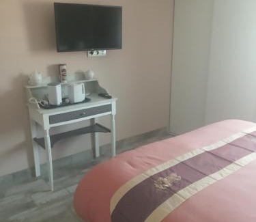 Vorey Cama Y Desayuno | chambres d'hôtes les orchidées