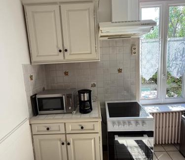 Vierzon Apartamento | Chambres individuelles dans maison familiale
