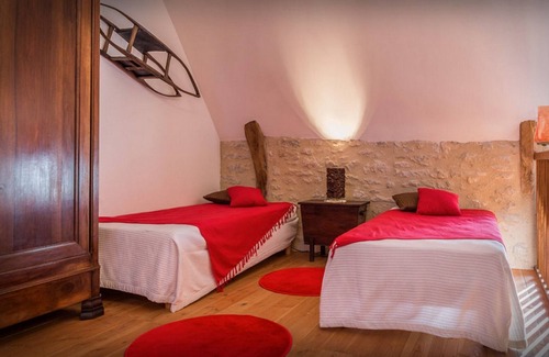 Espedaillac Cama Y Desayuno | Chambres & Jardin de Pierres es una encantadora casa de huéspedes en Quercy