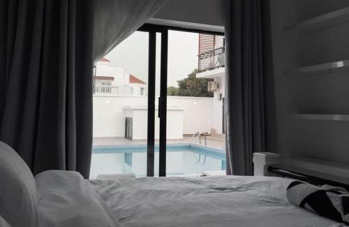 Kerr Serign Hotel | Chamis Suites