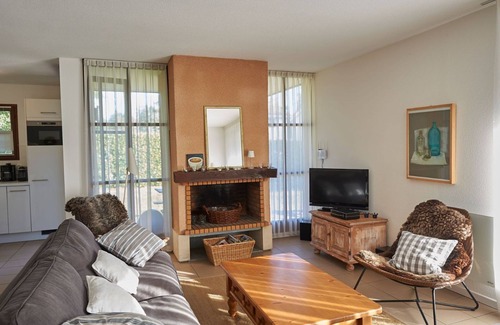 Salles Chalet De Esquí | Champagne 6p - Three Bedroom Chalet, Sleeps 6