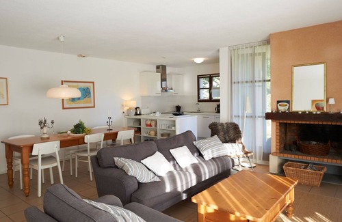Salles Chalet De Esquí | Champagne 6p - Three Bedroom Chalet, Sleeps 6