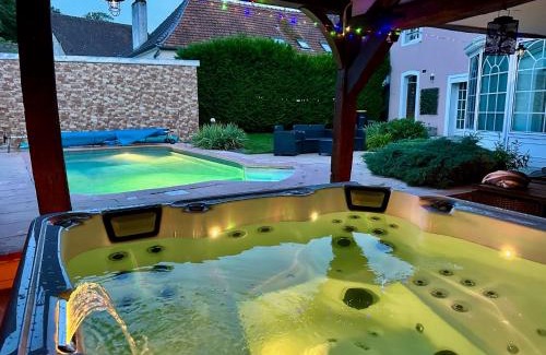 Saint-Martin-d'Ablois Casa | Champagne Therapy Demeure de charme avec piscine et SPA - 7 chambres