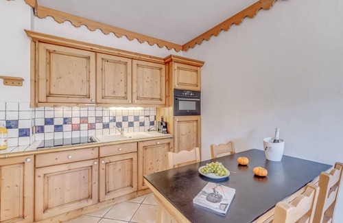 Champagny-en-Vanoise Apartamento | Champagny-en-Vanoise: Apartamento 6 pers, 2 hab, wifi, balcón, cocina equipada