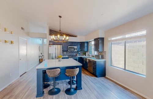 Chandler Casa | Chandler Contentment