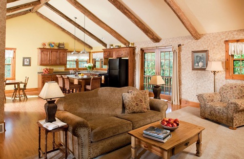 Sturgeon Bay Cama Y Desayuno | Chanticleer Cabins