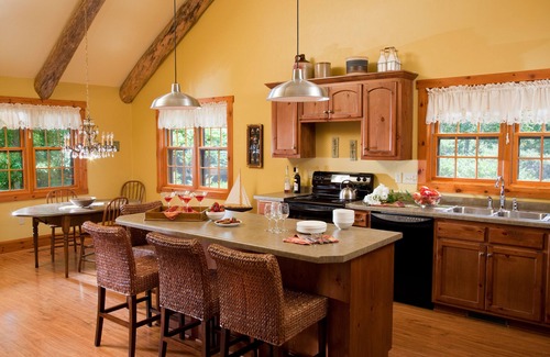 Sturgeon Bay Cama Y Desayuno | Chanticleer Cabins