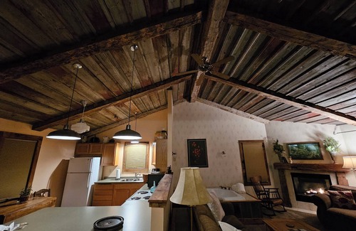 Sturgeon Bay Cama Y Desayuno | Chanticleer Cabins