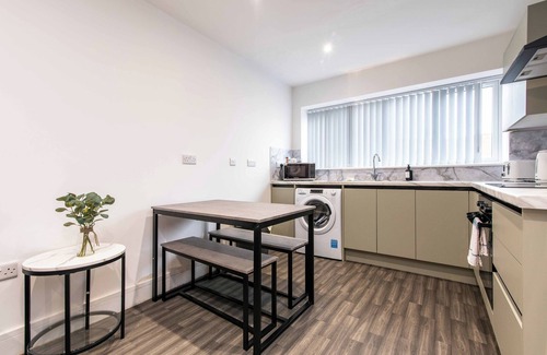 Long Eaton Apartamento | Chapel Street Flat 1 - Easy Access to Nottingham & Derby