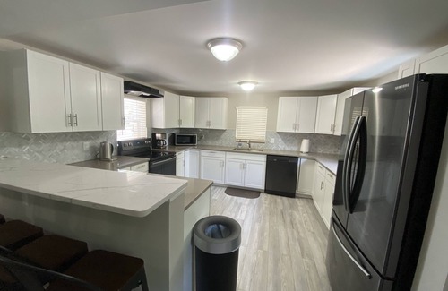 West Olive Apartamento | Charming Lower-level Apartment