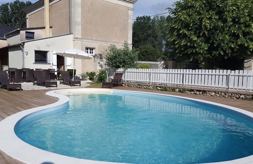 Artannes-sur-Thouet Casa | Casa de carácter con piscina y spa