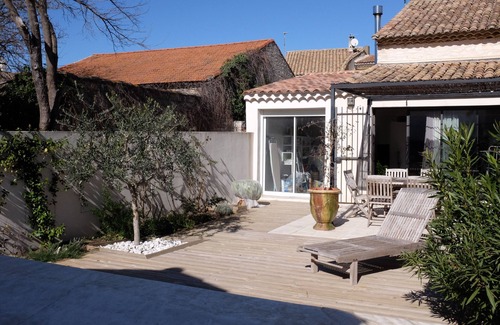 Tavel Casa | Casa de carácter ubicada en un bonito pueblo