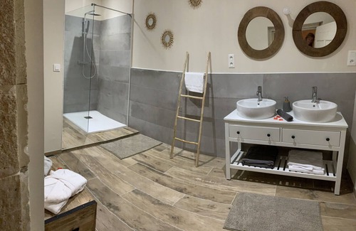 Milhaud Apartamento | Character Suite ⭐️⭐️⭐️