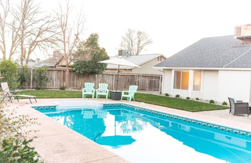Columbia Casa | Charade House Redding