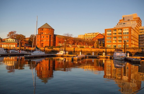 Thompson Square - Bunker Hill Alquiler De Eote | Casa flotante de Charlestown Camine a las atracciones Sea acurrucado