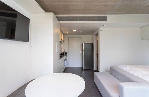 Sao Paulo Apartamento | Charlie onze22 Vila Madalena