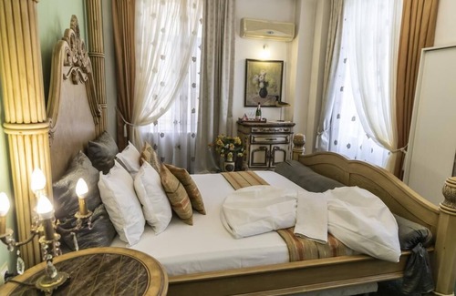 Ruse Center Hotel | Charlino Plaza