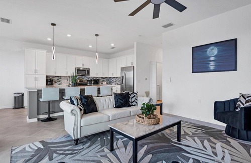 Punta Gorda Casa | Charlotte County Condo 5897 - Resort-Style Escape