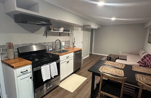 Charlotte Casa | Charlotte Getaway Home!