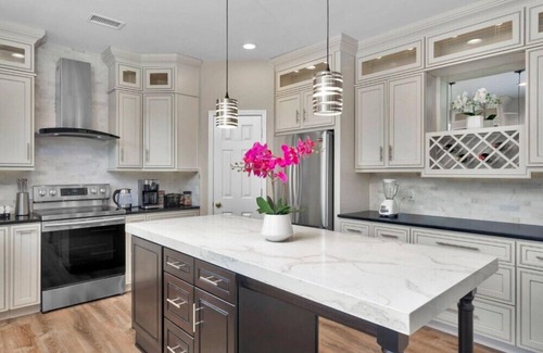 Provincetowne Casa | Charlotte Luxury Home