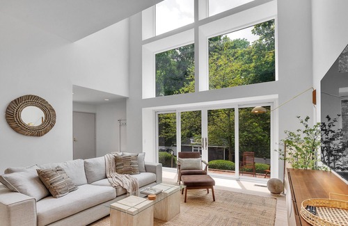 Charlotte Casa | Charlotte's Largest Pool Home