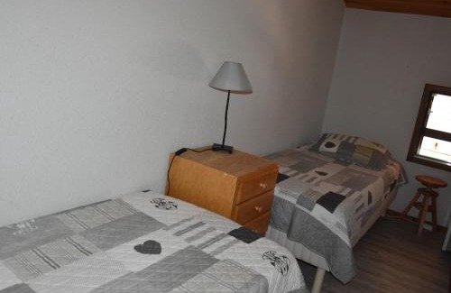 Pralognan-la-Vanoise Apartamento | Charmant appart avec mezzanine, balcon sud, piscine chauffée, proche pistes et centre - FR-1-464-5