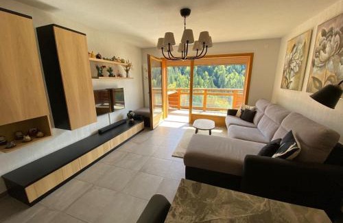 Saint-Jean-de-Sixt Apartamento | Charmant appart 2 ch + coin nuit, balcon sud, garage, près de La Clusaz et commerces, St Jean de Sixt - FR-1-459-195