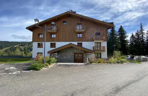 Les Saisies Apartamento | Charmant appartement 6 pers, quartier La Forêt, parking, linge inclus, casier à skis - FR-1-809-5