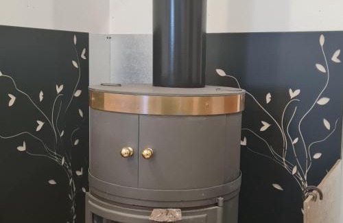 Buxieres-sous-les-Cotes Casa | Charmant gîte avec terrasse près du Lac de Madine, idéal pour 2 à 4 personnes - FR-1-585-90