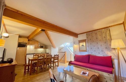 Notre-Dame-de-Bellecombe Apartamento | Charmant duplex 6 pers au cœur du village avec piscine et parking - FR-1-505-192