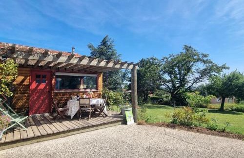 Montbrison Casa | Charmant gîte à Montbrison avec terrasse et jardin, parking, wifi - FR-1-496-329