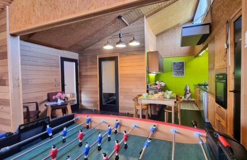 Montbrison Casa | Charmant gîte à Montbrison avec terrasse et jardin, parking, wifi - FR-1-496-329