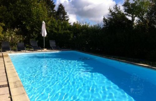 Saint-Haon-le-Vieux Casa | Charmant Gîte avec Cheminée et Animaux Admis - FR-1-496-31
