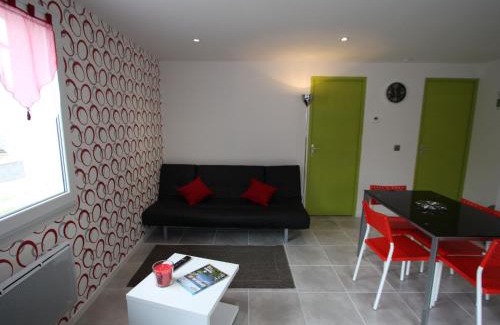Vincey Casa | Charmant Gîte Moderne avec Terrasse, Proche Épinal & Nancy, Idéal pour Motards & Randonnées - FR-1-589-262