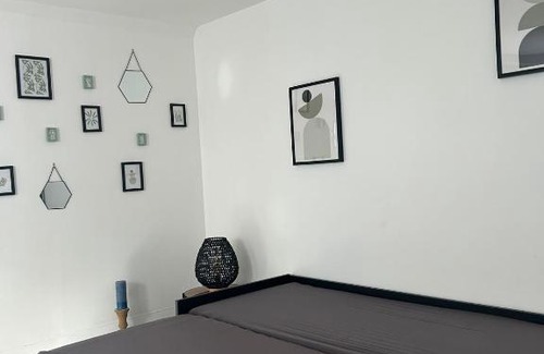 Elancourt Village Apartamento | Charmant studio au bord du lac d’Elancourt village