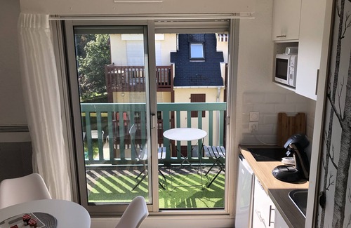 Tourgeville Apartamento | Charmant Studio Deauville - 5 min de la Plage Dans Résidence Fermée Avec Parking