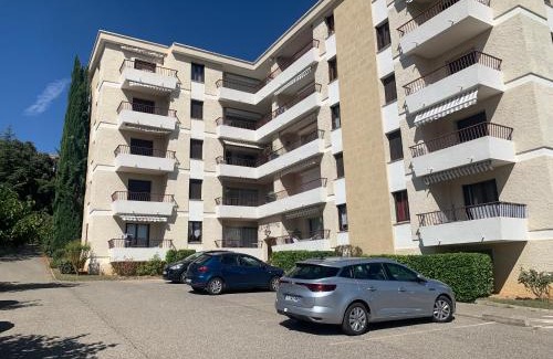 Greoux-les-Bains Apartamento | Charmant studio au Cézanne