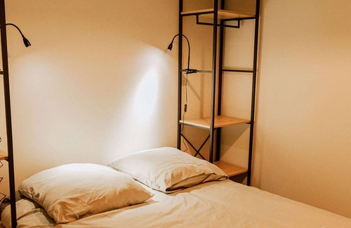 Saint-Chamond Apartamento | Charming brand new industrial studio near Parc du Pilat