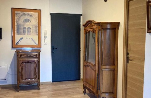 Carces Apartamento | CHARMANT T2 MEUBLE