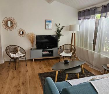 Ares Apartamento | Charmant T3 à proximité du Bassin