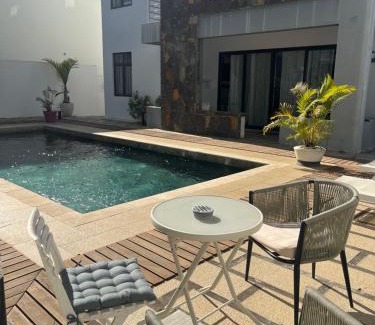 Pereybere Apartamento | Charmant T4 avec vue piscine