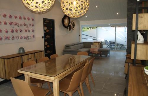 Saint-Jean-de-Monts Casa | Charmante maison rénovée en lisière de forêt, 600m de la plage, 2 jardins clos, confort moderne - FR-1-323-371