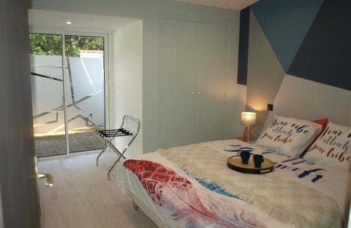 Saint-Jean-de-Monts Casa | Charmante maison rénovée en lisière de forêt, 600m de la plage, 2 jardins clos, confort moderne - FR-1-323-371